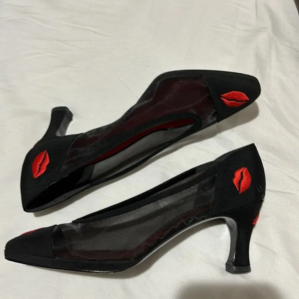 Stuart Weitzman for Nicole Miller 8 black Tiparillo Lucky Lips Crepe vintage euc